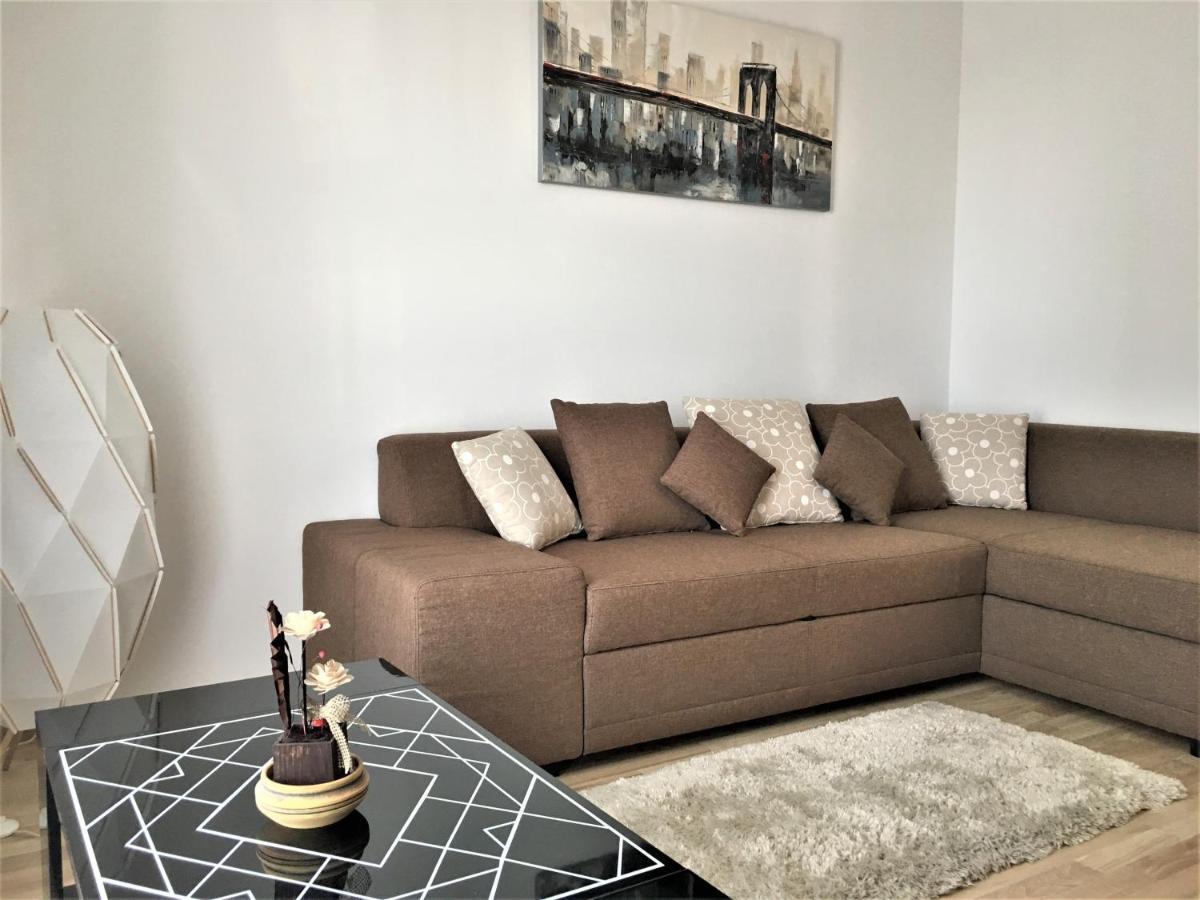 Luxury Mountain View Apartment Braşov Esterno foto